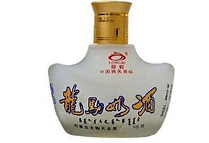 龙驹奶酒