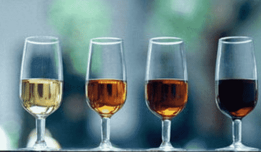 酒知识：加强型白葡萄雪莉酒，度数在15-22度的加强型白葡萄酒